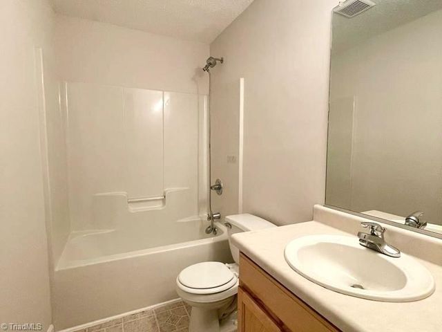 5715 River Glen Drive, Greensboro, NC 27455
