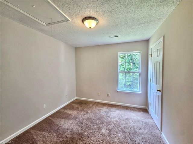 5715 River Glen Drive, Greensboro, NC 27455