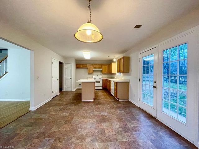 5715 River Glen Drive, Greensboro, NC 27455