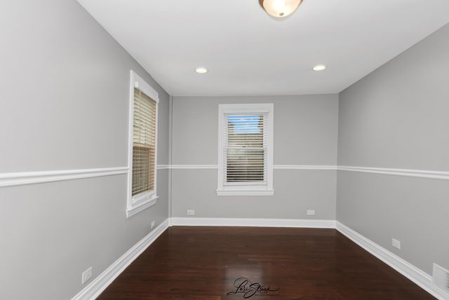 5441 S Hunt Avenue, Summit, IL 60501