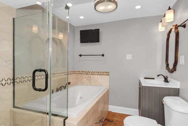 5441 S Hunt Avenue, Summit, IL 60501