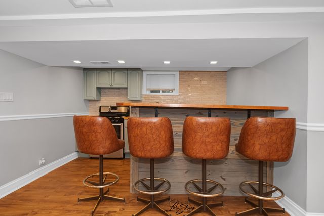 5441 S Hunt Avenue, Summit, IL 60501