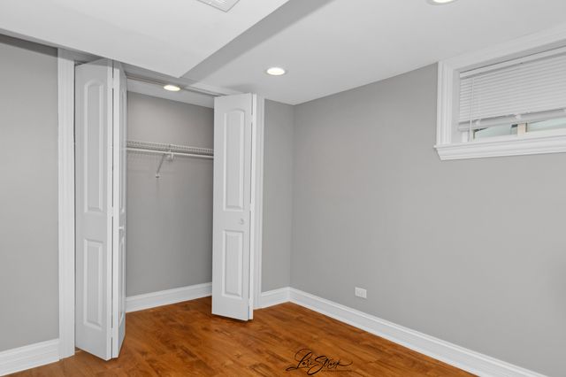 5441 S Hunt Avenue, Summit, IL 60501