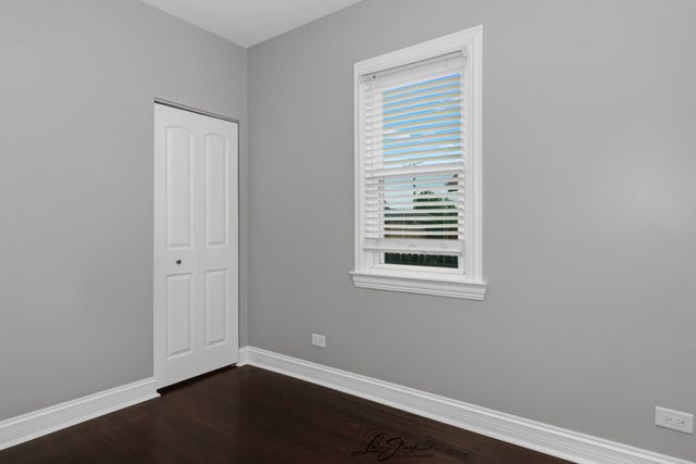 5441 S Hunt Avenue, Summit, IL 60501