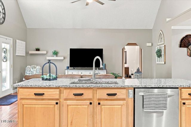 1365 Holly Creek Road, Greeneville, TN 37745