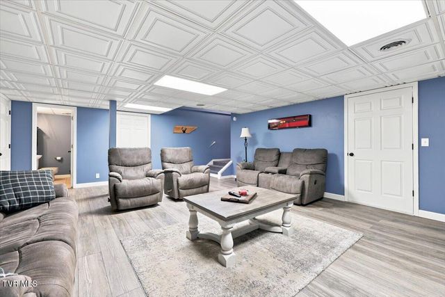 1365 Holly Creek Road, Greeneville, TN 37745