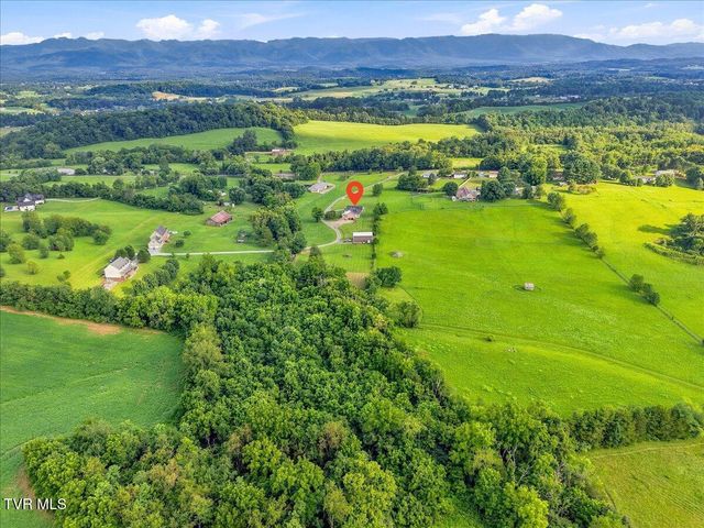 1365 Holly Creek Road, Greeneville, TN 37745