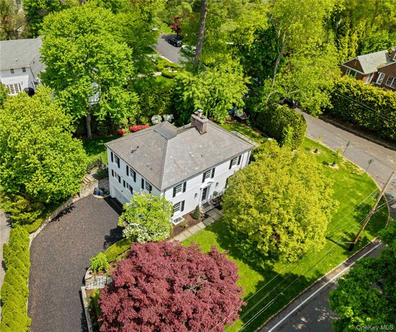 5 Harcourt Road, Scarsdale, NY 10583