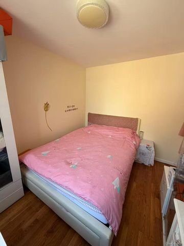 13537 37th Avenue 3C, Flushing, NY 11354