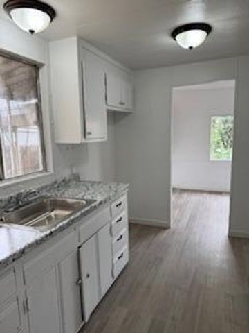 681 S Market Road, Earlimart, CA 93219