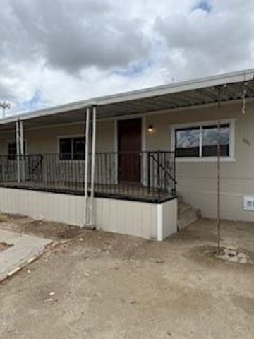 681 S Market Road, Earlimart, CA 93219