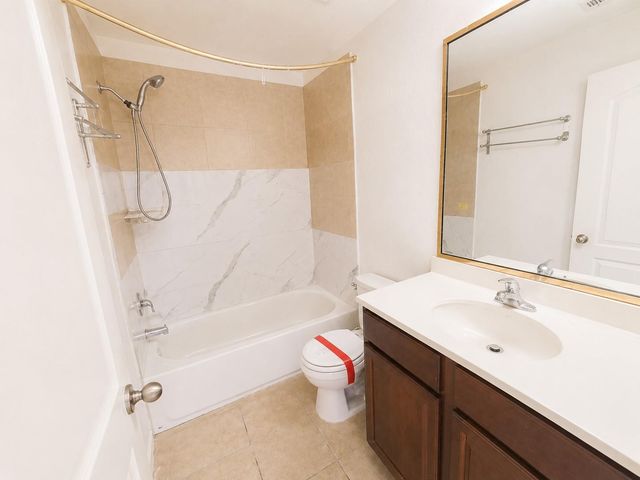 341 Comanche Plains Road, La Marque, TX 77568