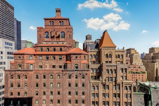 244 Madison Ave Apt 11L, New York City, NY 10016