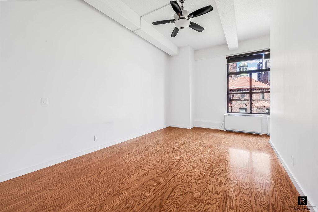 244 Madison Ave Apt 11L, New York City, NY 10016
