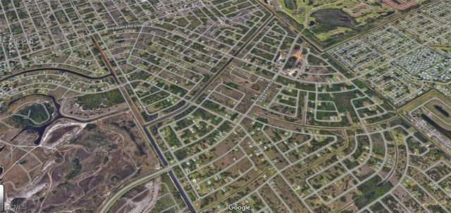 219 Pembroke ST, Lehigh Acres, FL 33974