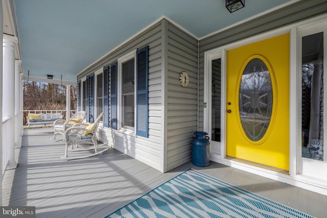 34 LIPSCOMB CT, Sterling, VA 20165