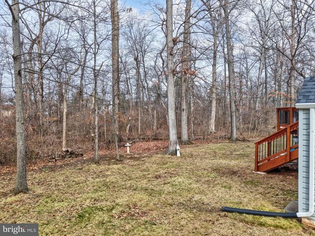 34 LIPSCOMB CT, Sterling, VA 20165