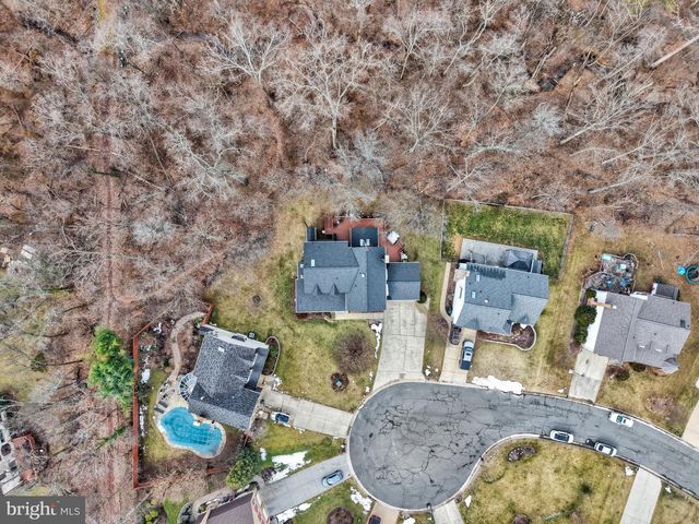 34 LIPSCOMB CT, Sterling, VA 20165