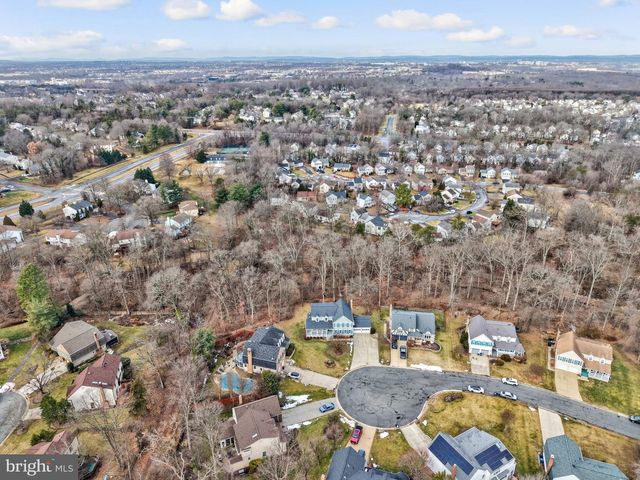 34 LIPSCOMB CT, Sterling, VA 20165