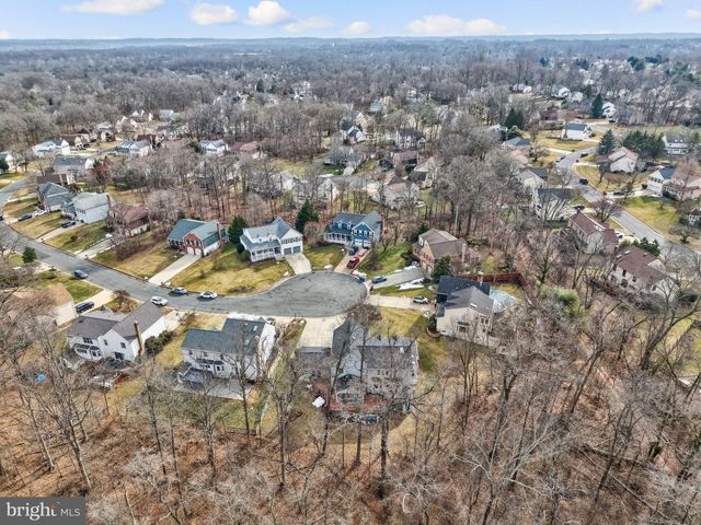 34 LIPSCOMB CT, Sterling, VA 20165