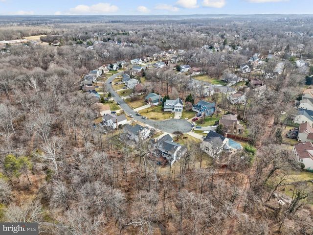 34 LIPSCOMB CT, Sterling, VA 20165