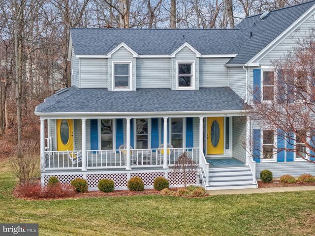 34 LIPSCOMB CT, Sterling, VA 20165