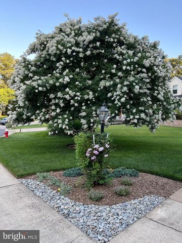 34 LIPSCOMB CT, Sterling, VA 20165