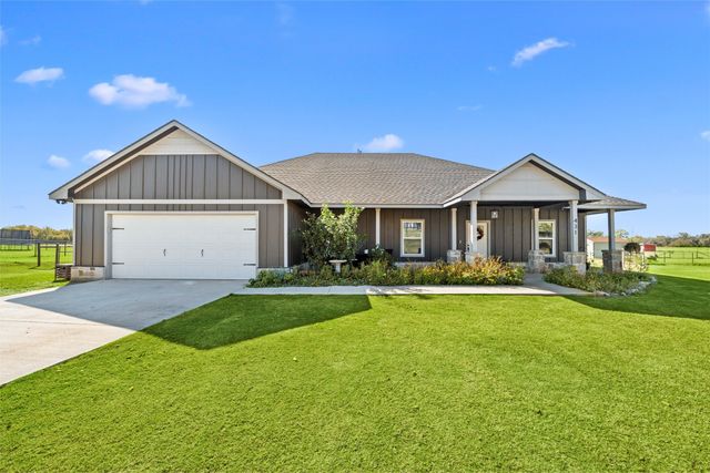 405 Advance Road, Weatherford, TX 76088