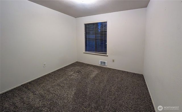1627 NE 199th Place, Shoreline, WA 98155
