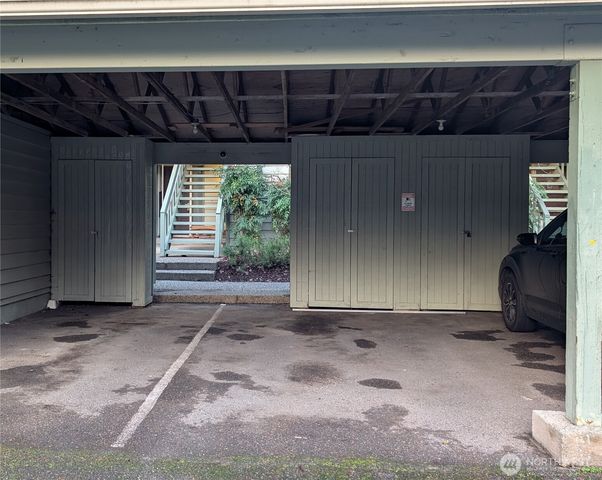 1627 NE 199th Place, Shoreline, WA 98155