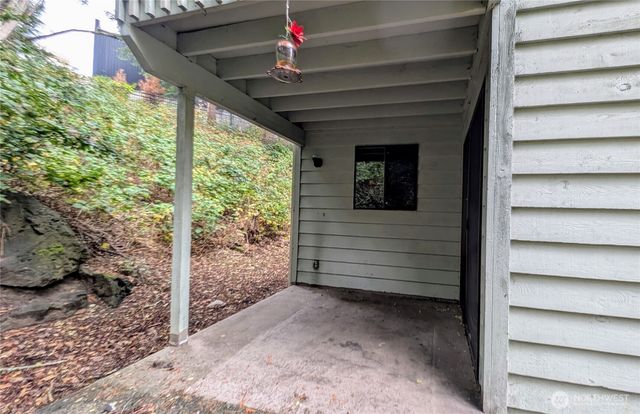 1627 NE 199th Place, Shoreline, WA 98155