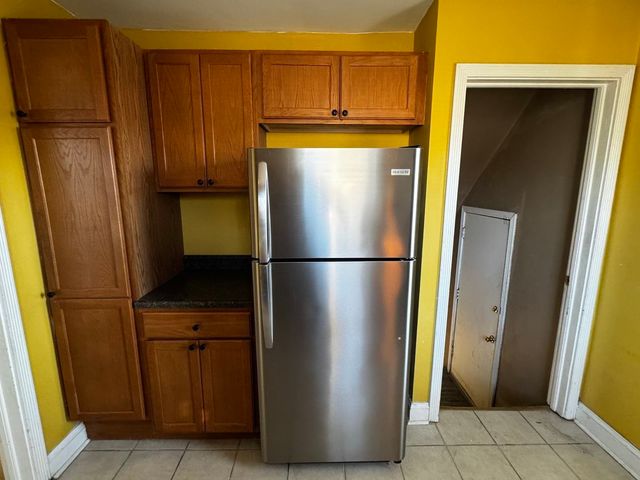 9556 S Forest Avenue, Chicago, IL 60628