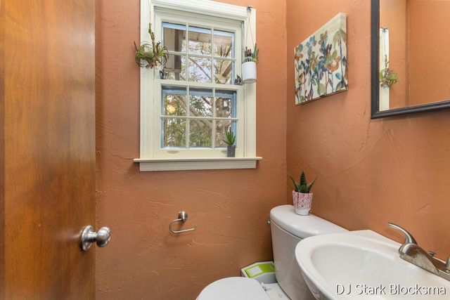 7154 Westwood Drive, Jenison, MI 49428