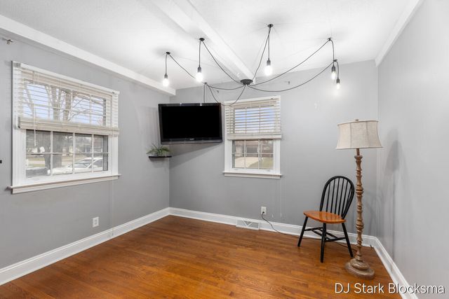 7154 Westwood Drive, Jenison, MI 49428