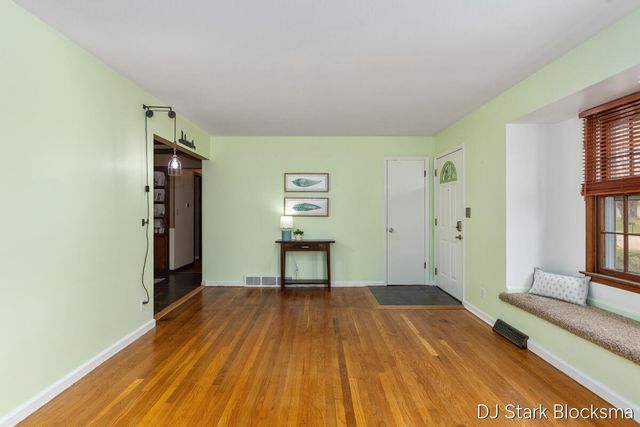 7154 Westwood Drive, Jenison, MI 49428