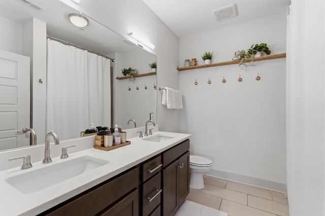 4303 Gallatin Pike Apt 202, Nashville, TN 37216