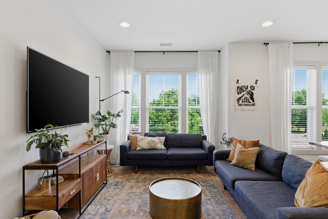 4303 Gallatin Pike Apt 202, Nashville, TN 37216