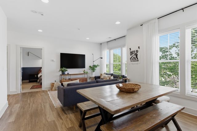 4303 Gallatin Pike Apt 202, Nashville, TN 37216