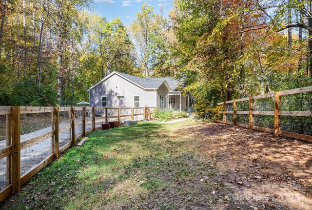 2720 Kendrick Drive, Charlotte, NC 28214