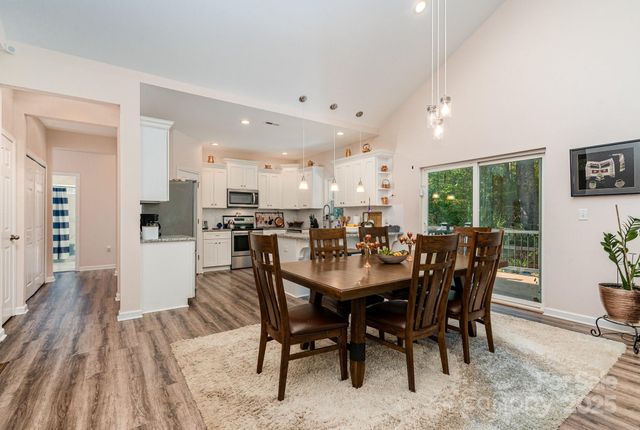 2720 Kendrick Drive, Charlotte, NC 28214