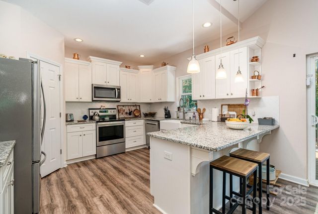 2720 Kendrick Drive, Charlotte, NC 28214