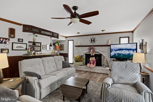 338 RADIX RD, Williamstown, NJ 08094