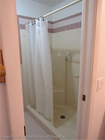 108 Grenada Street NE, Lake Placid, FL 33852