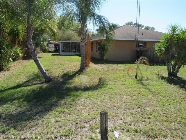 108 Grenada Street NE, Lake Placid, FL 33852