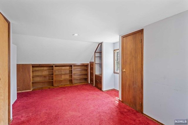 19 Giannone Road, Wayne, NJ 07470