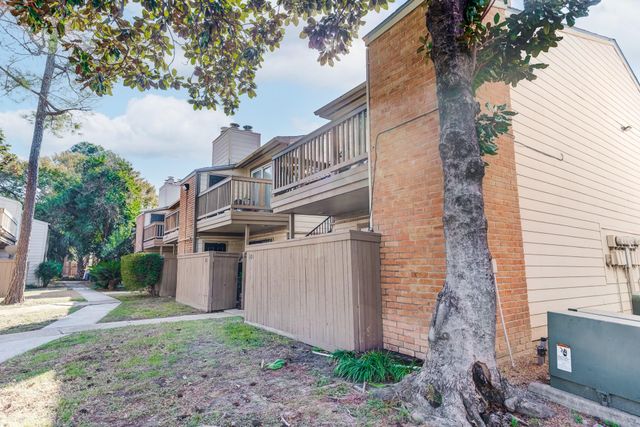 6001 Reims Road 301, Houston, TX 77036