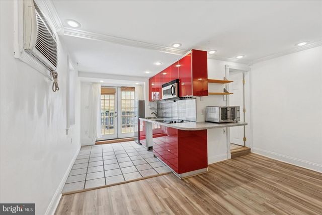 2621 SEPVIVA ST, Philadelphia, PA 19125