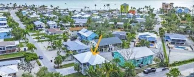 431 Lazy WAY, Fort Myers Beach, FL 33931