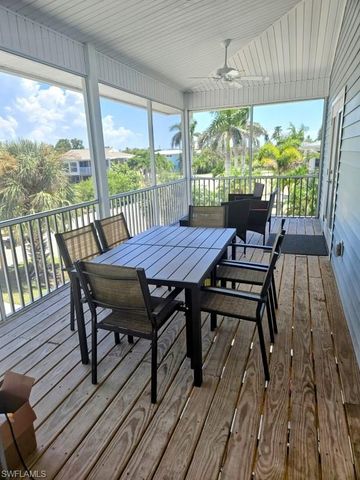 431 Lazy WAY, Fort Myers Beach, FL 33931