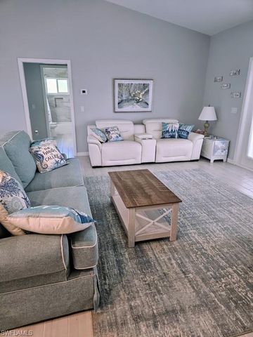 431 Lazy WAY, Fort Myers Beach, FL 33931